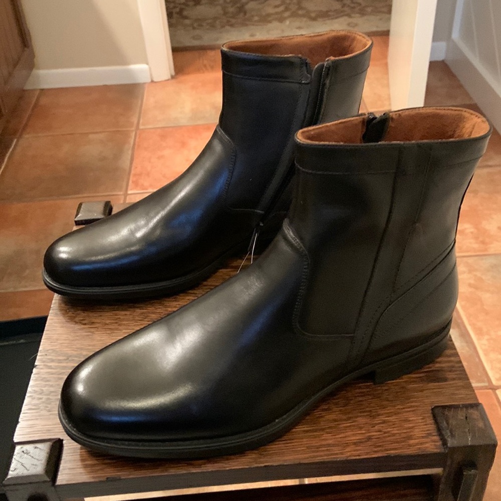 Florsheim zip up ankle boots 11.5 D